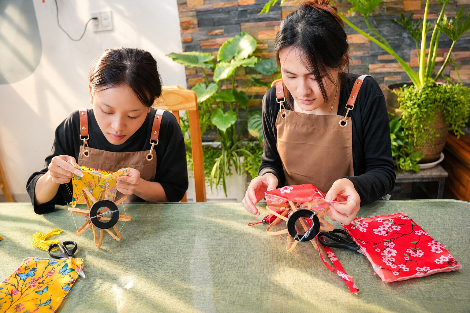 Hoi An Lantern Making Instructor at Annie Hoi An